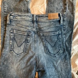 Ultra high waist, show me your MUMU jeans